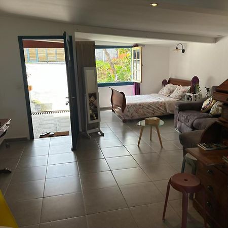 Studio Gadiamb 圣若瑟 外观 照片